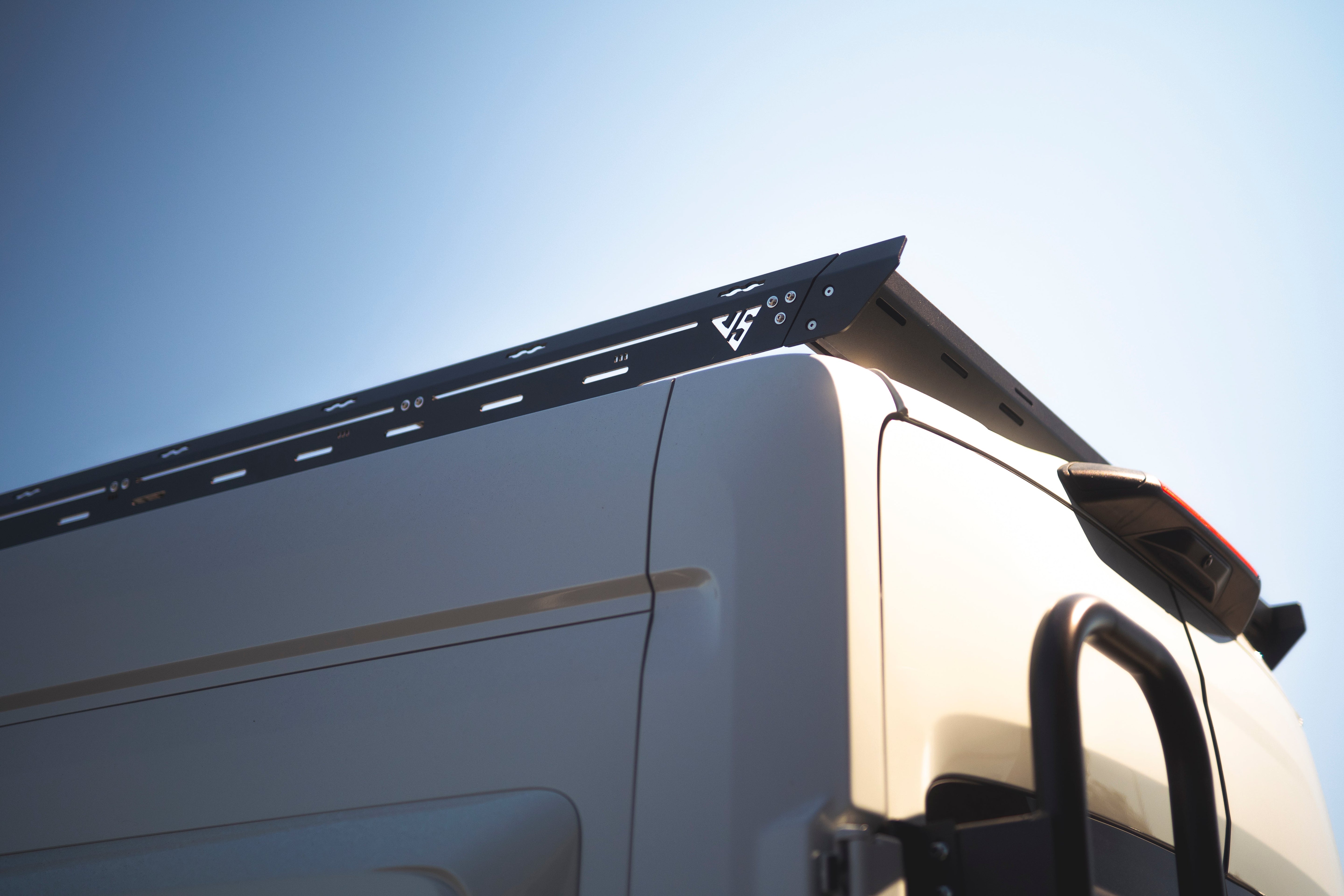 VANSPEED TRANSIT 148" HIGH ROOF SCOUT RACK - PREMIUM MODULAR AERODYNAMIC PLATFORM