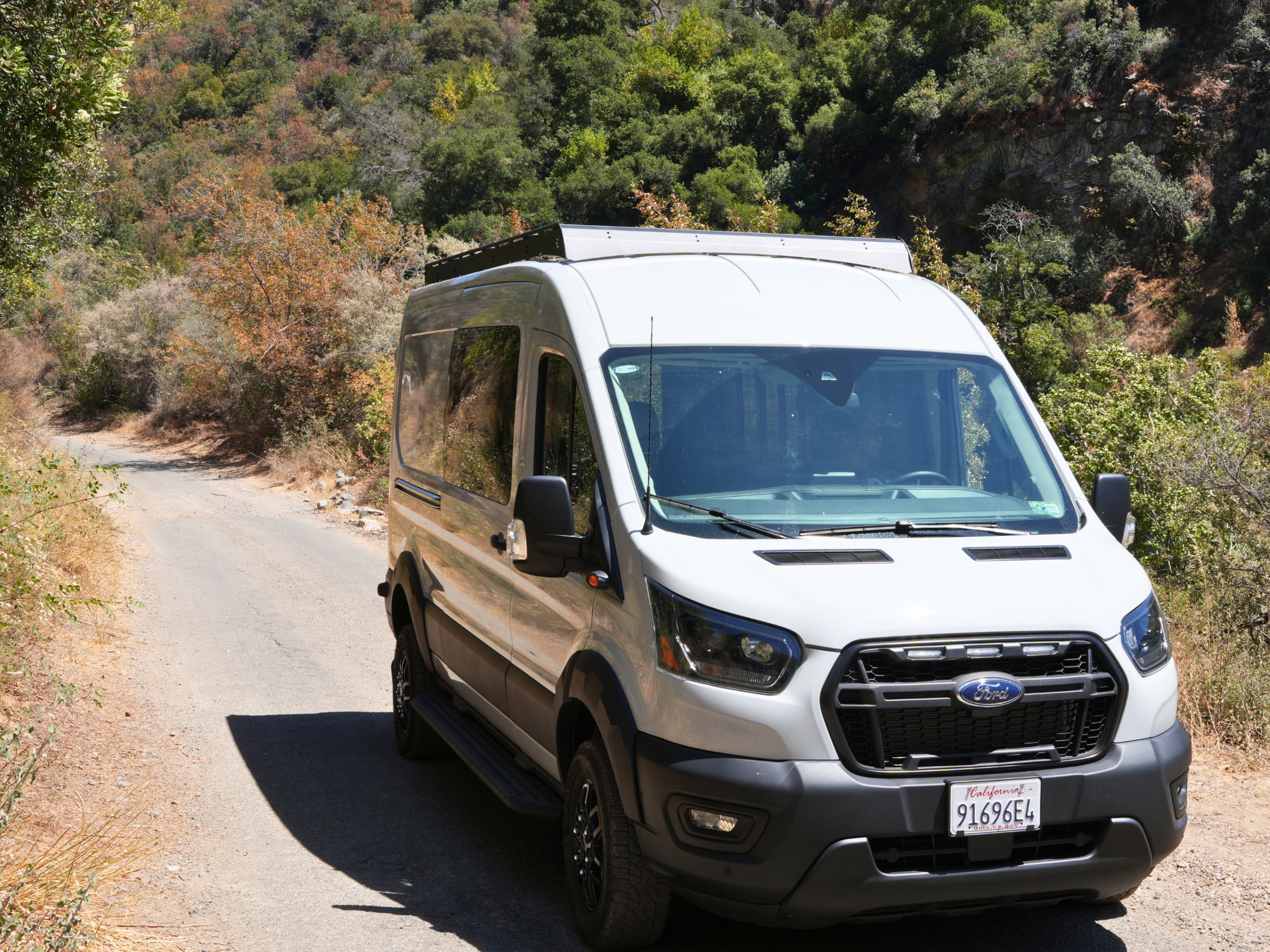 WHITE TOP ADVENTURES 148" HIGH ROOF STRATA ROOF RACK (10-SERIES 80/20 PLATFORM)