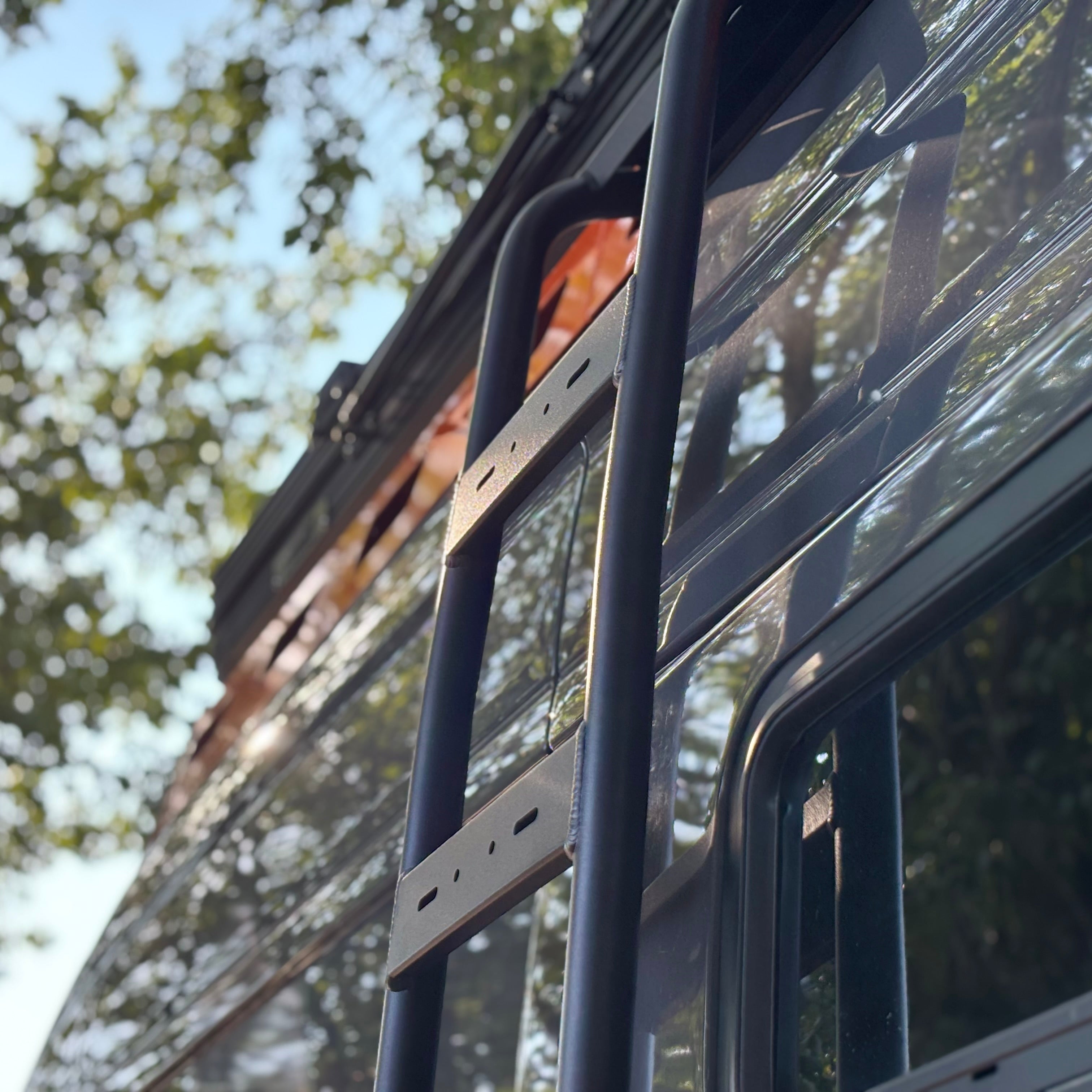 AVATAR OFF-ROAD ALUMINUM SIDE LADDER
