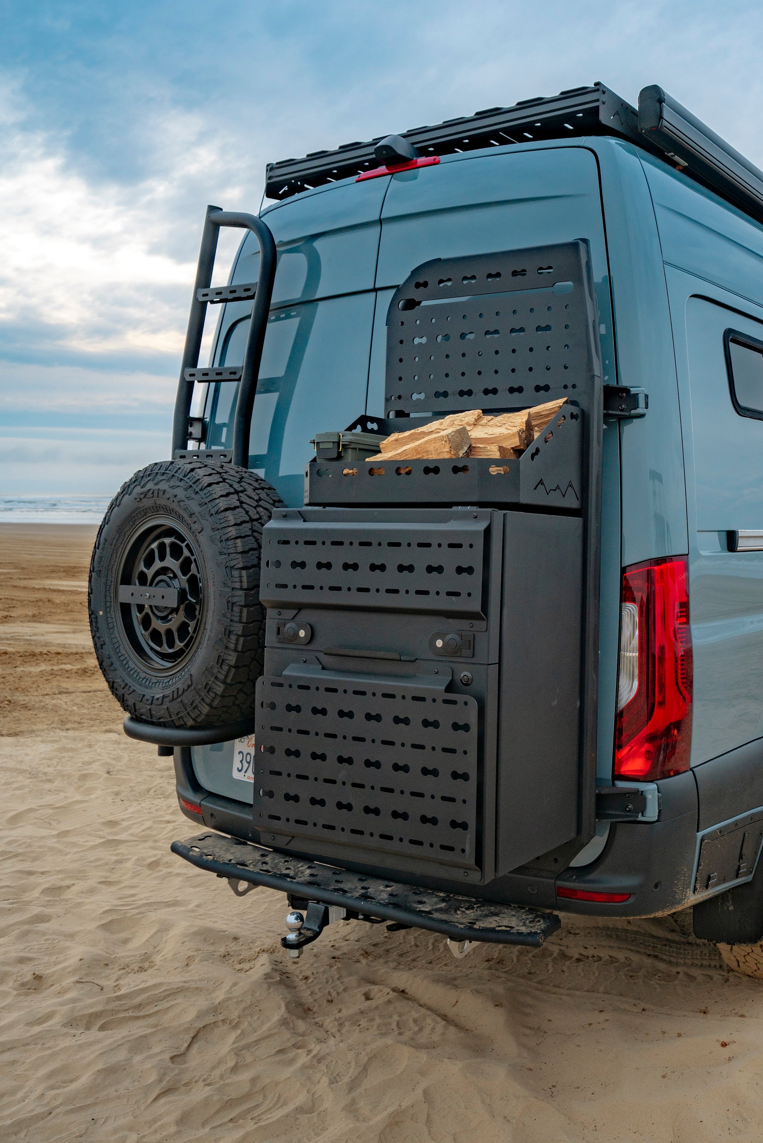 WHITE TOP ADVENTURES UNIVERSAL VAN REAR DOOR STORAGE BASKET
