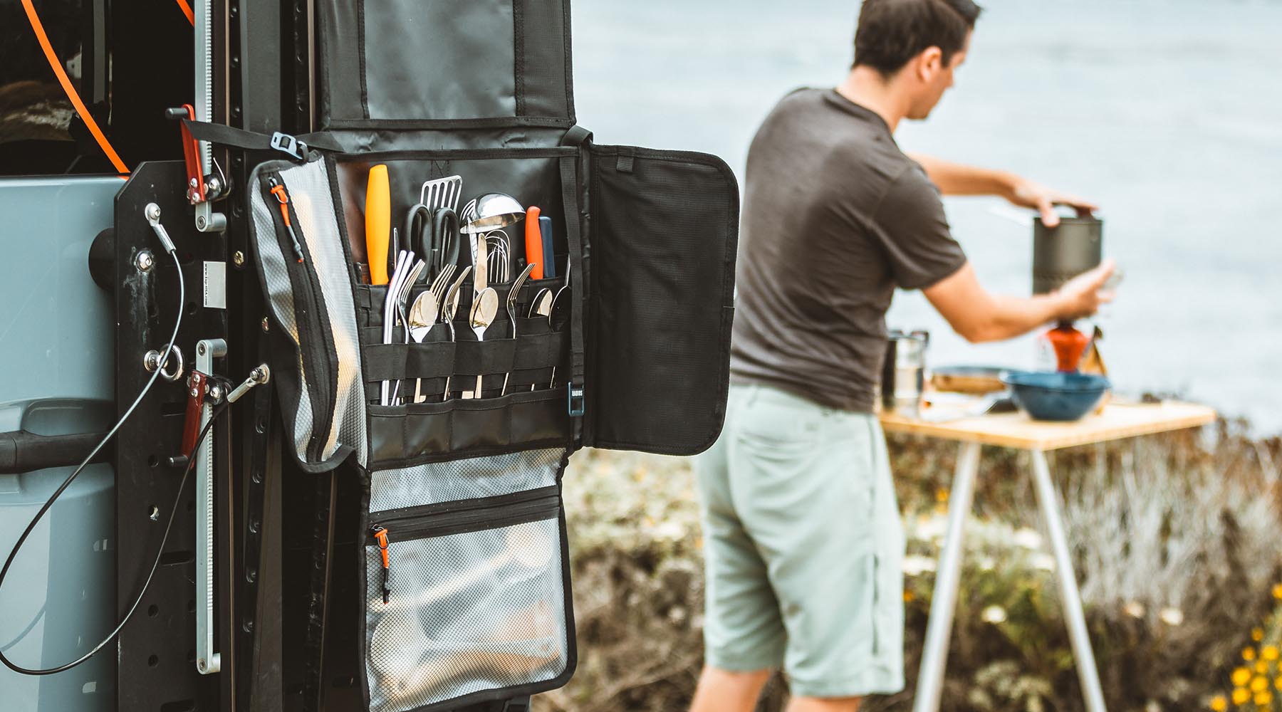 RADIUS OUTFITTERS CAMP KITCHEN ORGANIZER – LARGE